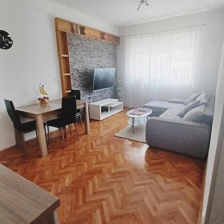 Apartman Dora Apartamento PUY Exterior foto