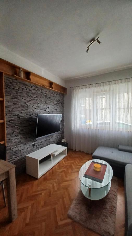 Apartman Dora Apartamento PUY Exterior foto