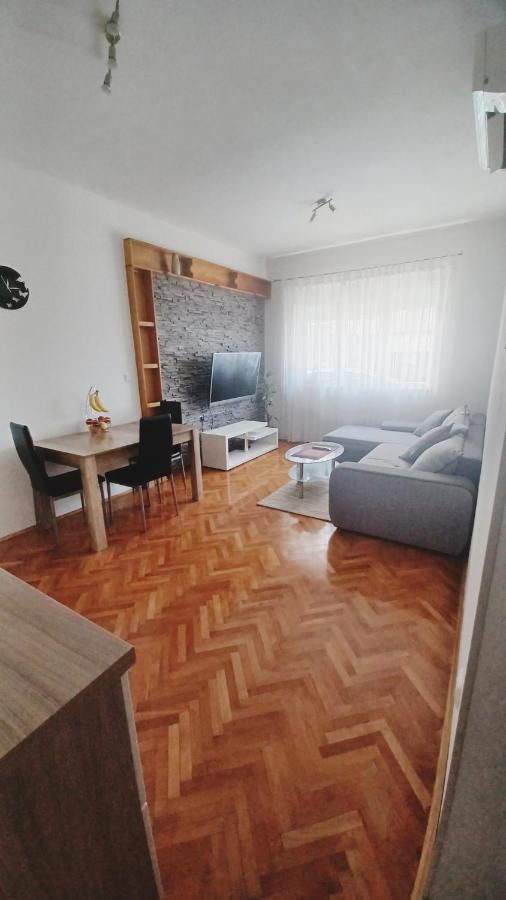 Apartman Dora Apartamento PUY Exterior foto